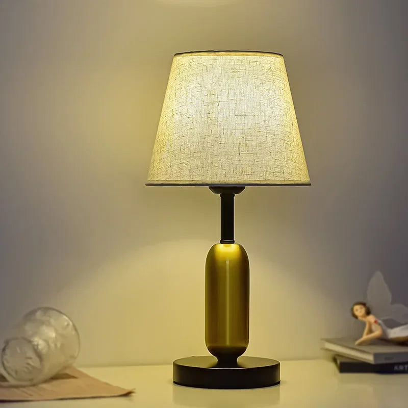 Elegant Bordslampa - Med Touch-dimmer